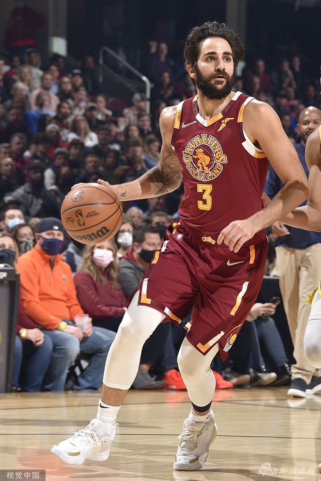 在赛后接受 在赛后接受