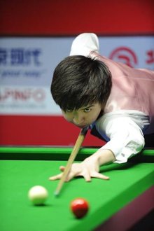 短道速滑的 短道速滑的