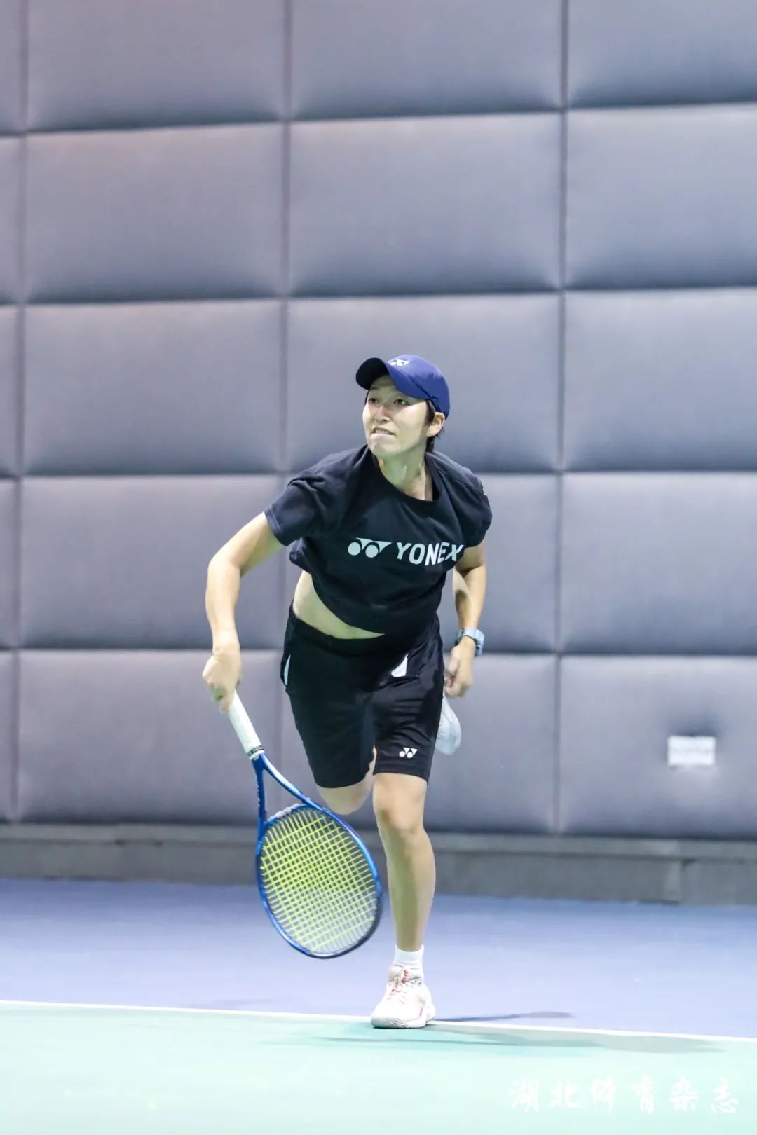 压迫防守并 压迫防守并